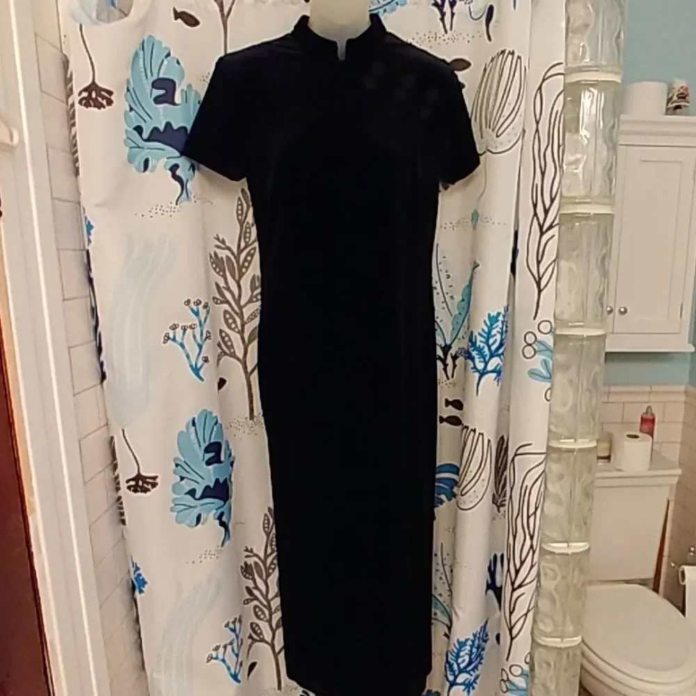 VTG 90s R.J. & Co. Black Velvet Cheongsam Dress - Picture 1 of 7